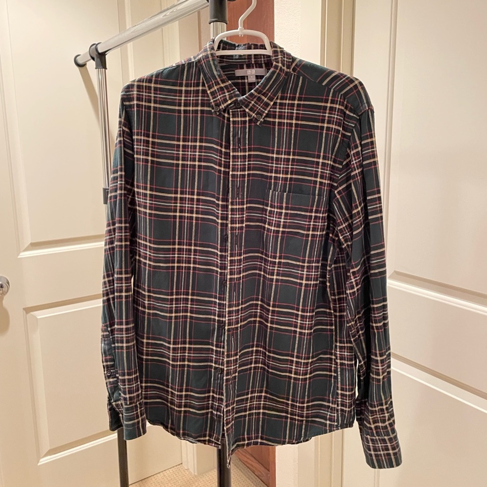 Uniqlo Men’s Flannel, size medium